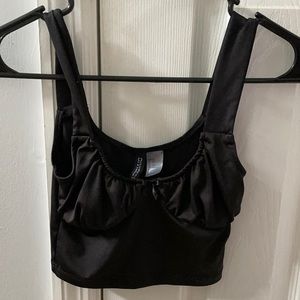 H&M balck tank cropped top
